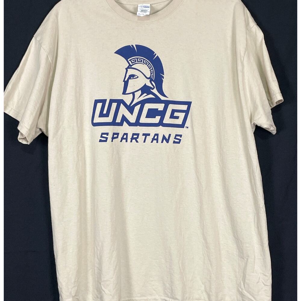 Gilden graphic UNCG Men's t shirt  Size XL